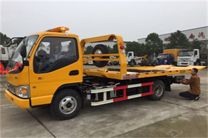 防城港哪里有拖车服务